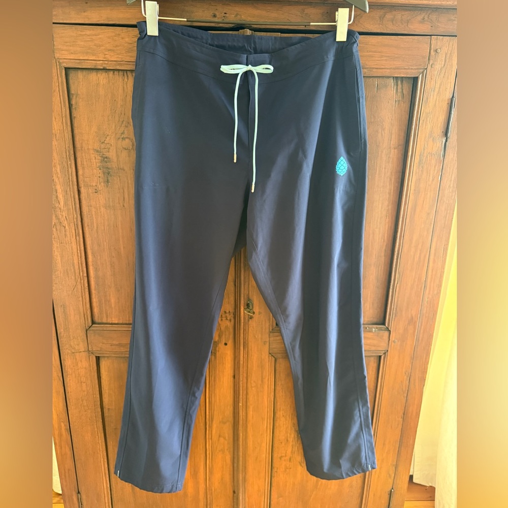 Women’s Stio Navy CFS Board Pants, Size 14